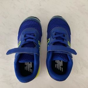 New Balance Shoes, boys size 9, Blue, Like new!